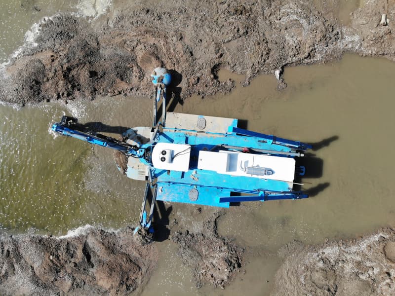 Draga anfíbia autopropulsada multifuncional (500 m³/h) para áreas de águas rasas.