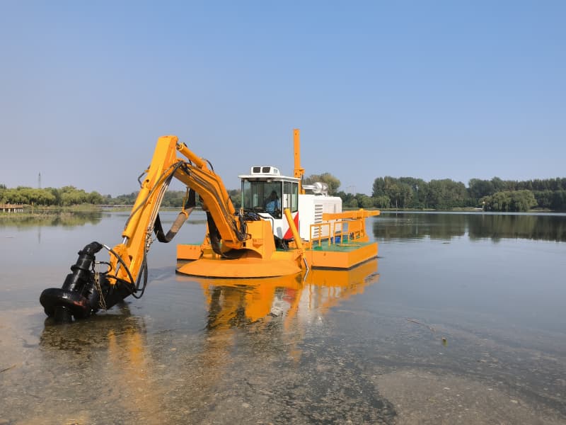 Draga anfíbia multifuncional (900 m³/h) com bomba de sucção/caçamba