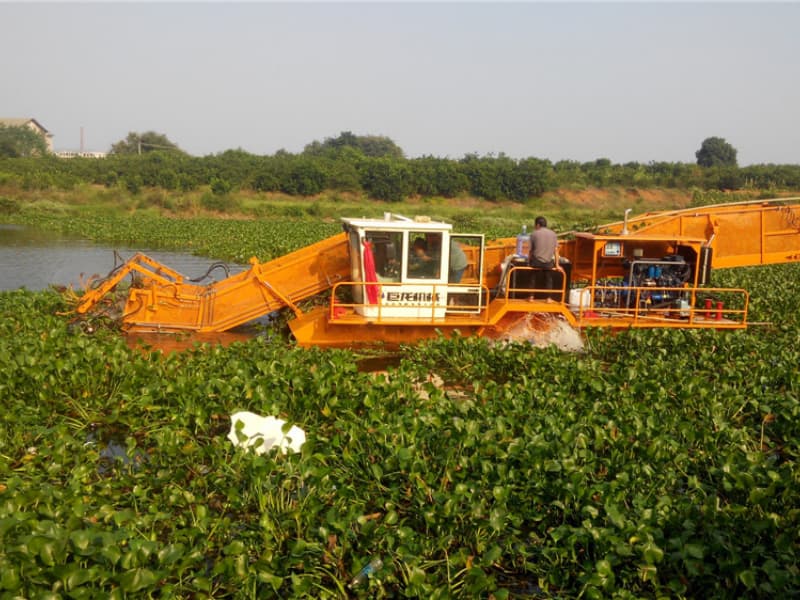 Barco de limpeza automática de água/colhedora de ervas aquáticas/removedor de lixo